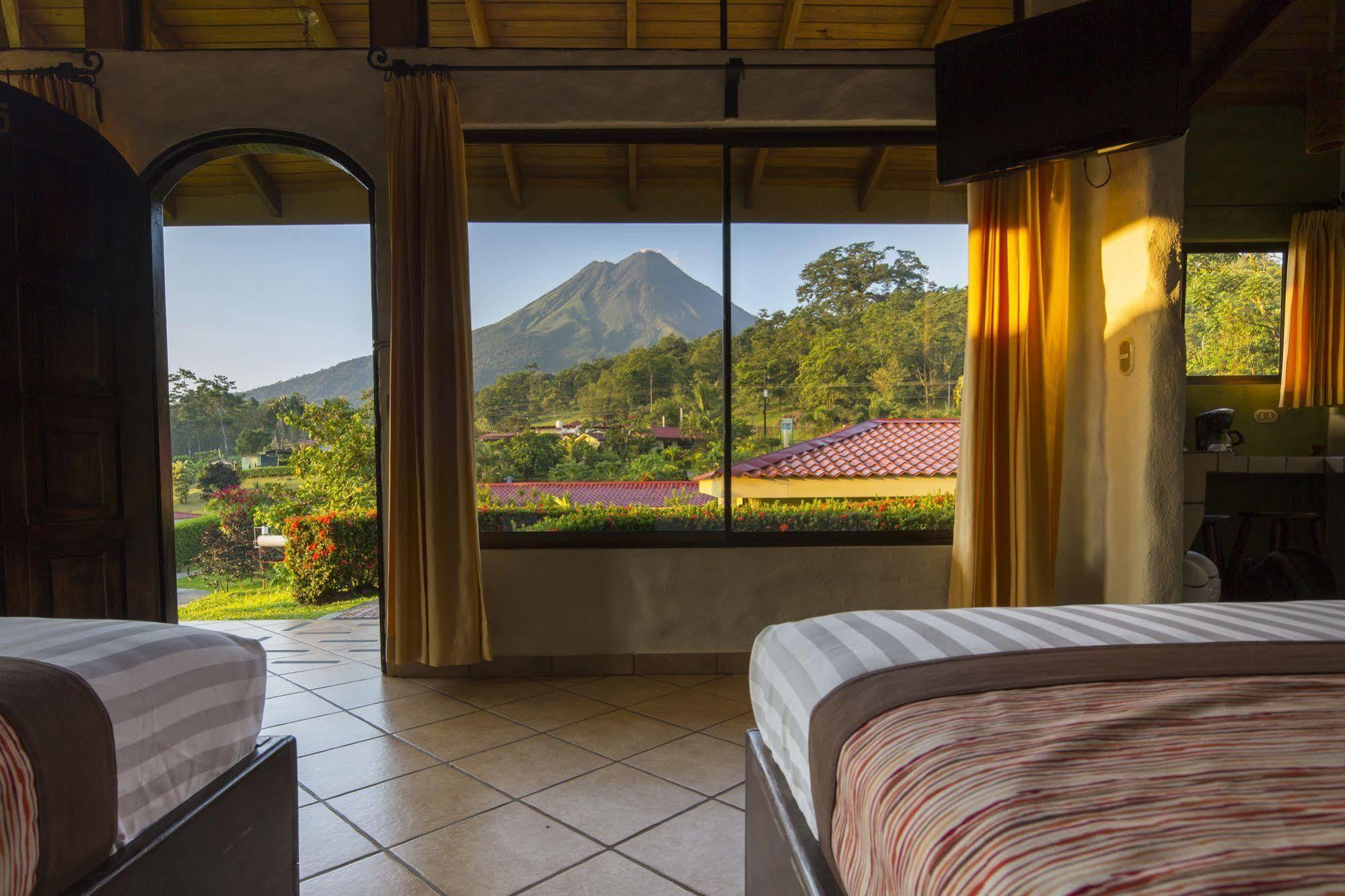 Arenal Volcano Inn La Fortuna Exterior foto